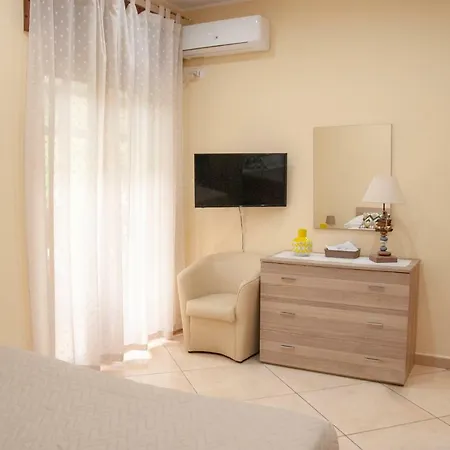 Appartamento Comfort House Con Piscina Sorrento
