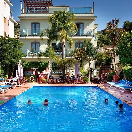 Comfort House Con Piscina *